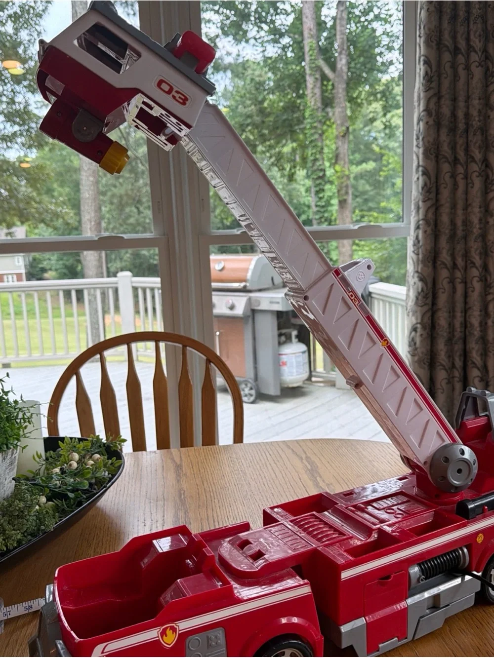 Paw Patrol Fire Truck Ultimate Rescue Fire Truck works great